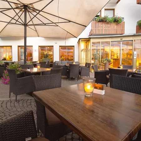 Hotel Engel 4*