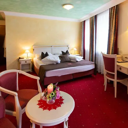 Hotel Engel 4*